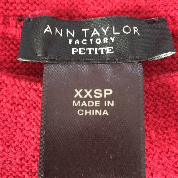 Red Ann Taylor Factory sweater XXSP - Picture 2 of 8